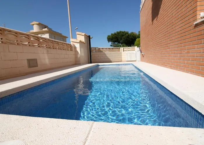 Holidays 3 Apartman *