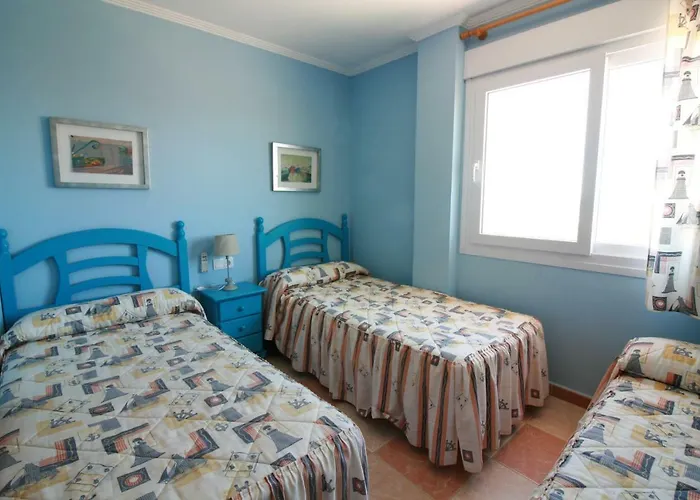 Apartman Holidays 3 *