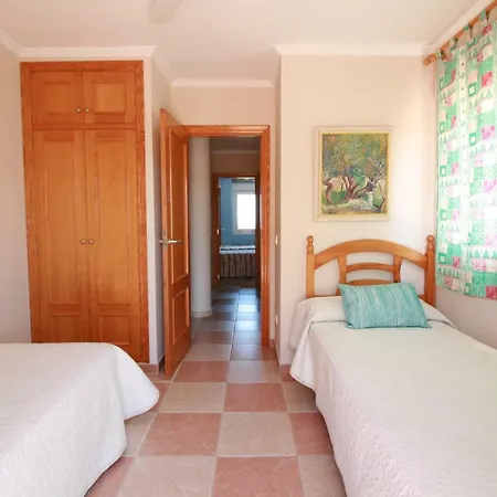 Apartamento Holidays 3 *