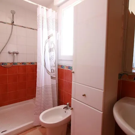 Apartment Holidays 3 *