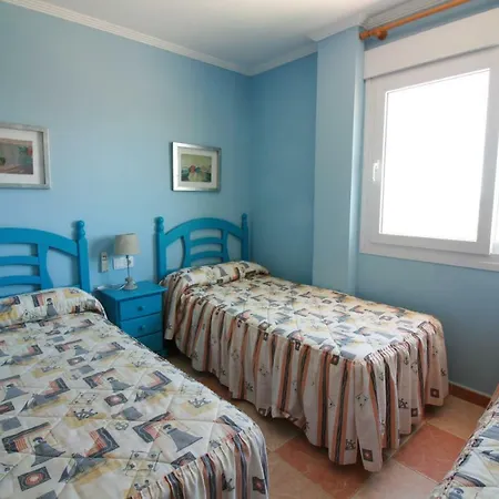 Apartamento Holidays 3 *