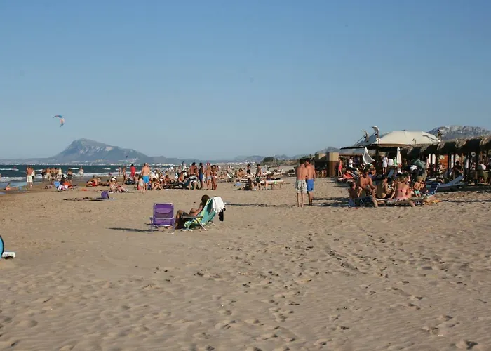 Holidays 3 *